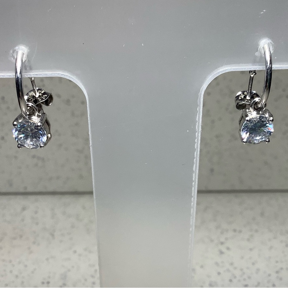 Elegant 925 Silver drop down Earrings